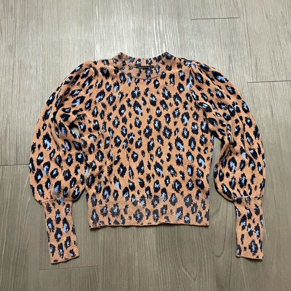 Ann Taylor Cheetah Print Sweated XS